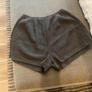 Joah Brown grey shorts s/m